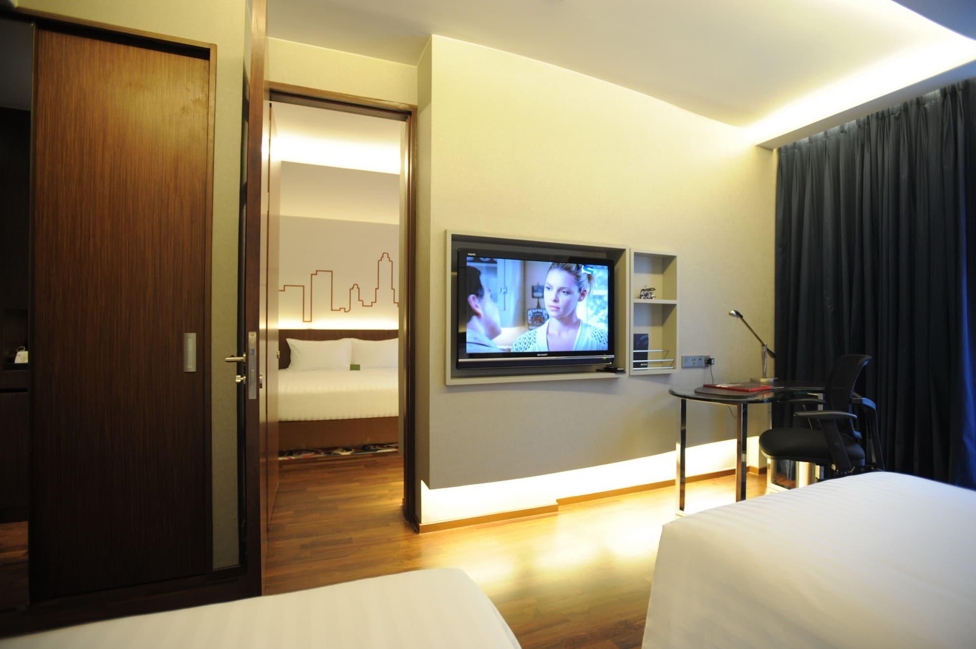 Galleria Sukhumvit 10 Bangkok By Compass Hospitality Екстер'єр фото