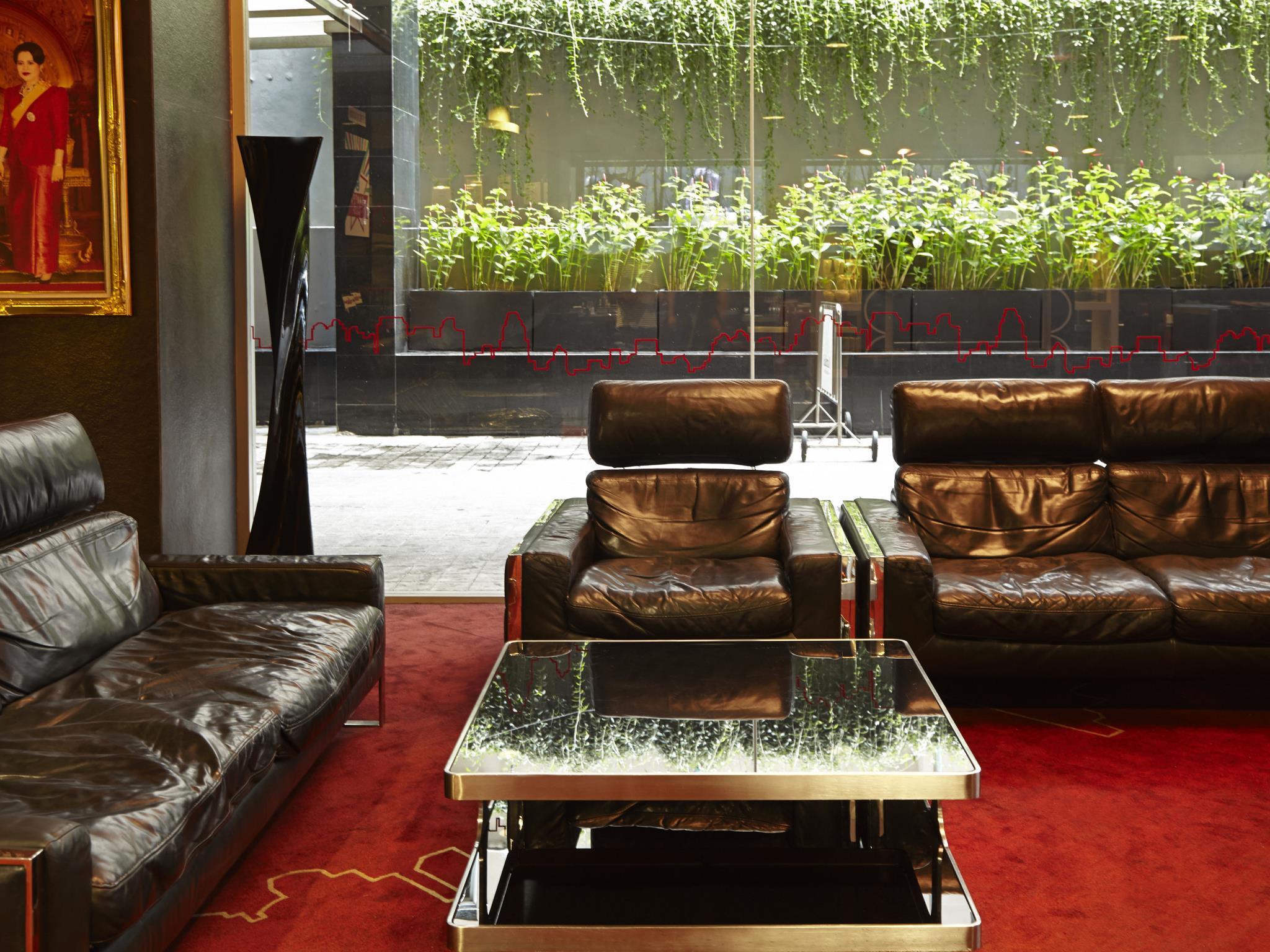 Galleria Sukhumvit 10 Bangkok By Compass Hospitality Екстер'єр фото