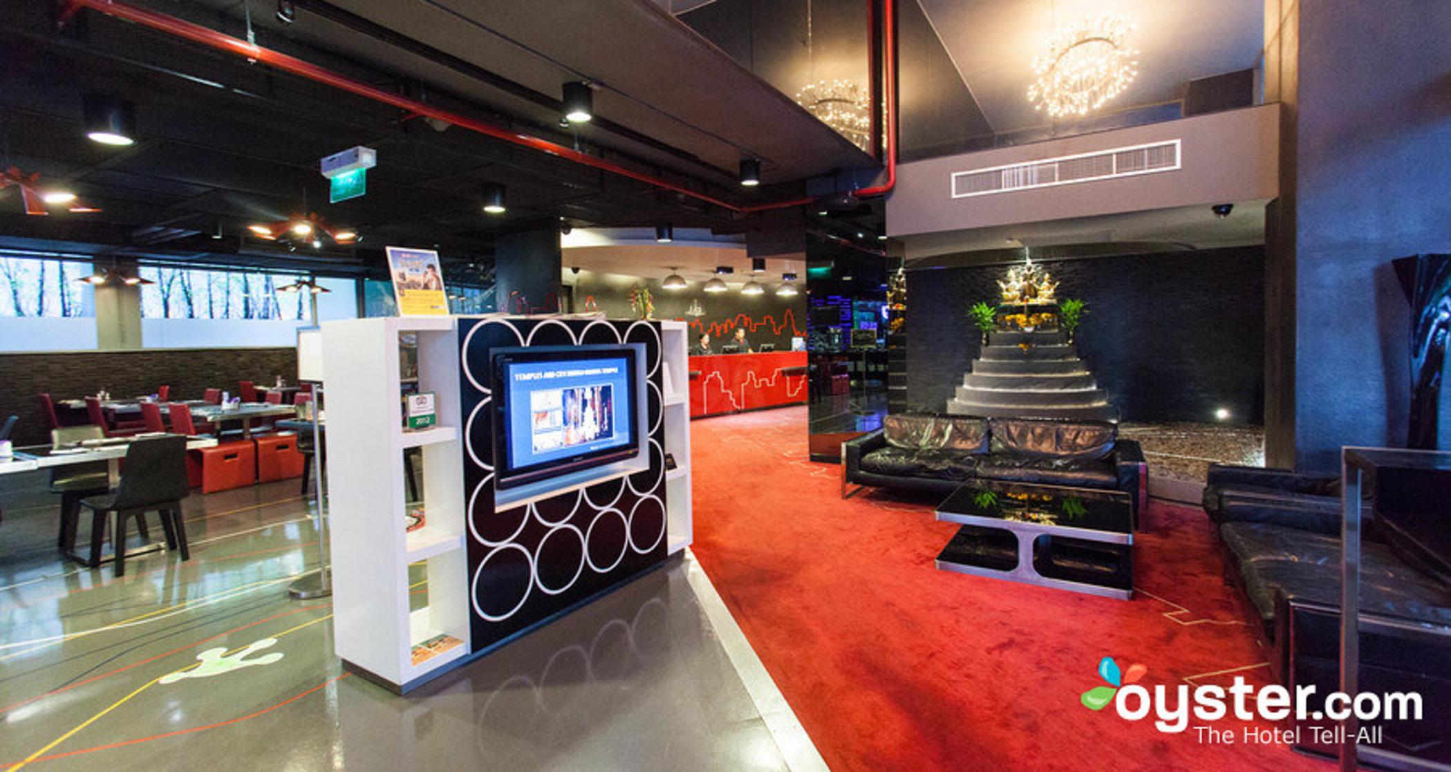 Galleria Sukhumvit 10 Bangkok By Compass Hospitality Екстер'єр фото