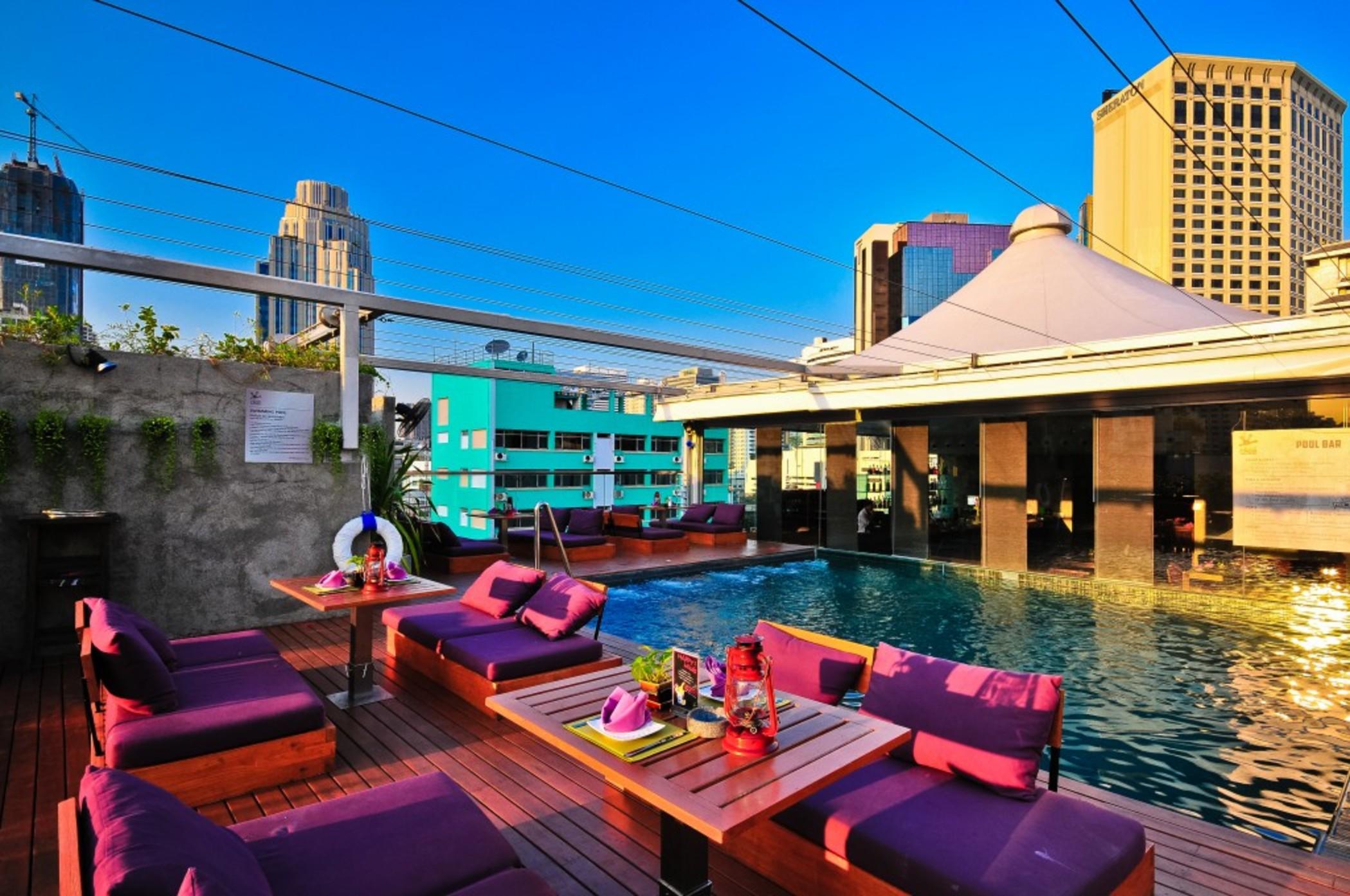 Galleria Sukhumvit 10 Bangkok By Compass Hospitality Екстер'єр фото
