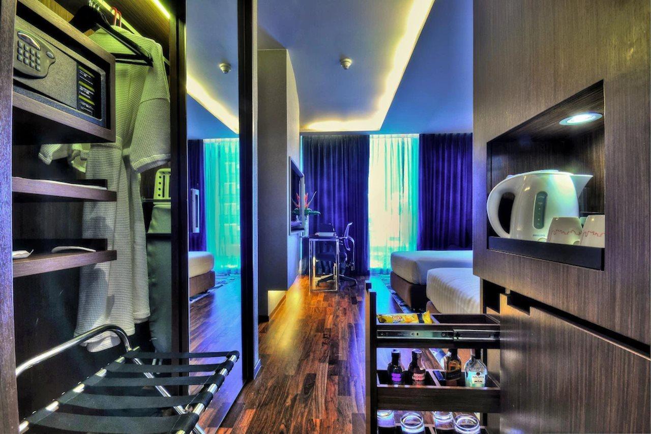 Galleria Sukhumvit 10 Bangkok By Compass Hospitality Екстер'єр фото
